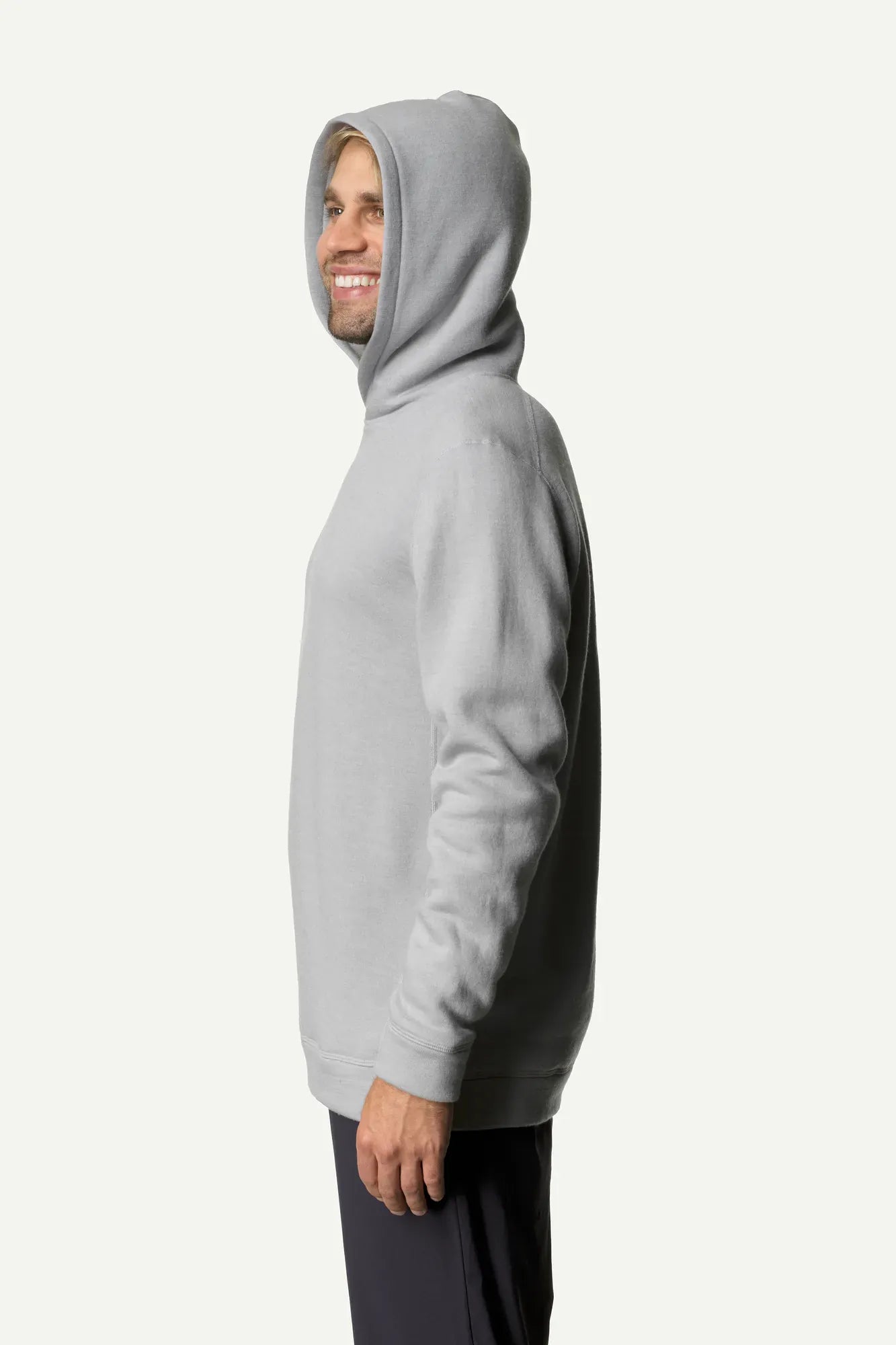 houdini-alto-houdi-herren-hoodie-true-black-merinowolle image 7