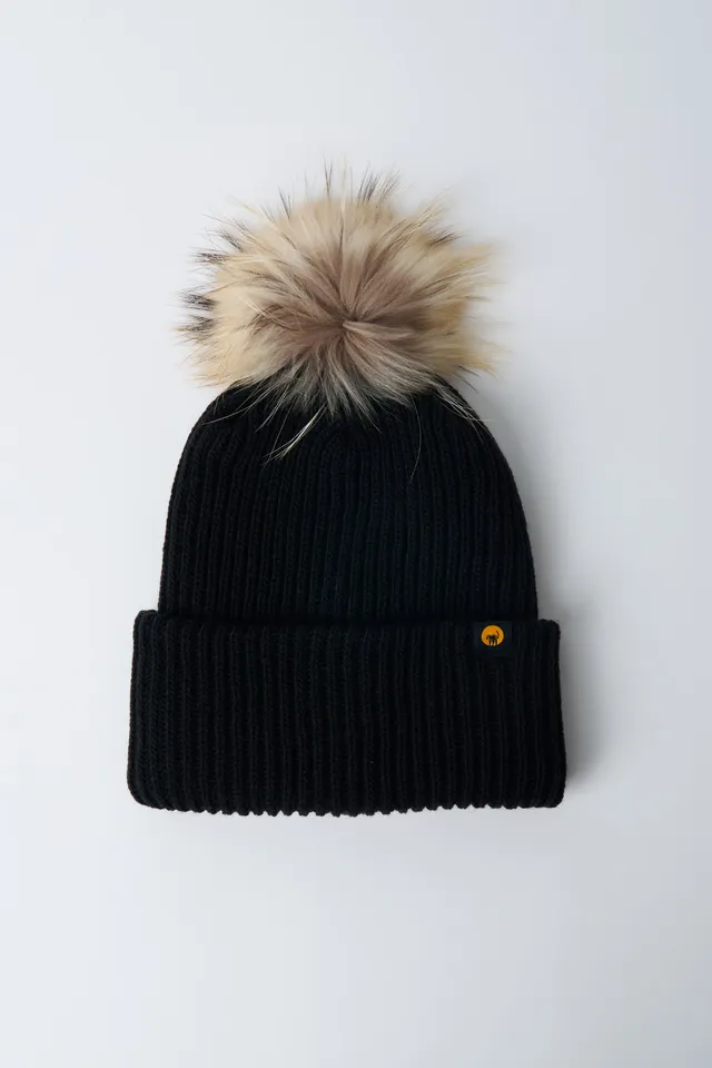 ciesse-outdoor-kity-strickm-tze-schwarz-mit-echtfellbommel image 1