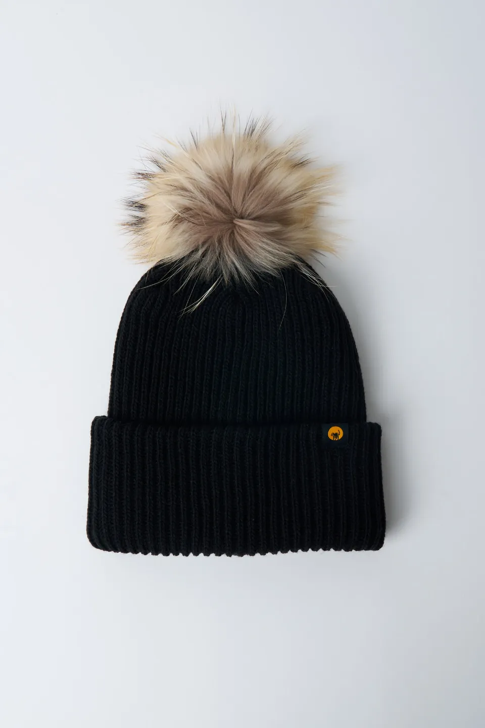 ciesse-outdoor-kity-strickm-tze-schwarz-mit-echtfellbommel image 1