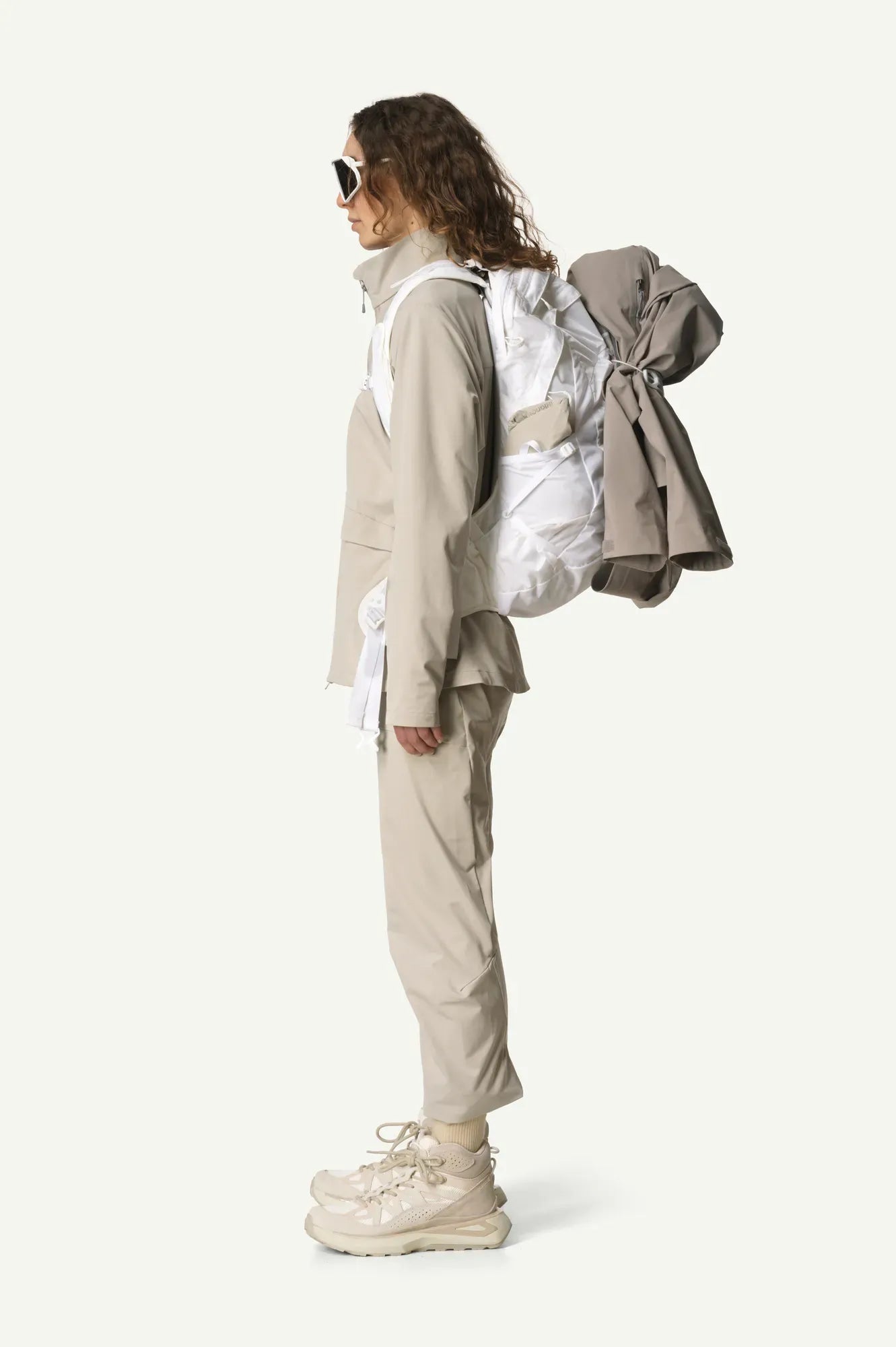 houdini-go-jacket-softshell-damen-sandstorm-atmungsaktiv image 3