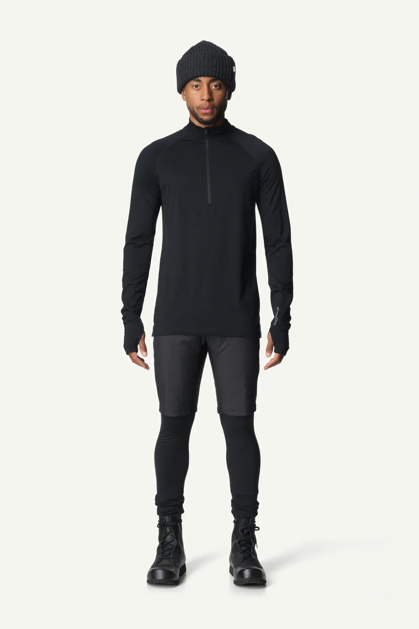 houdini-desoli-light-half-zip-merino-true-black-herren image 5