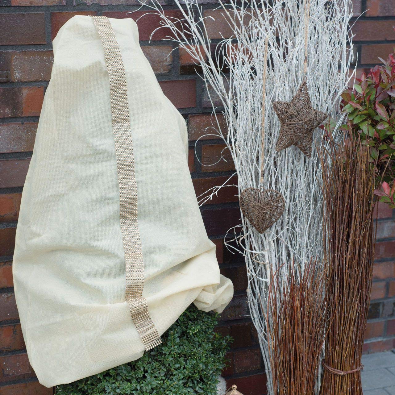 afp-winter-vlieshaube-glamour-110x110-pflanzenschutz-beige-coffee image 3