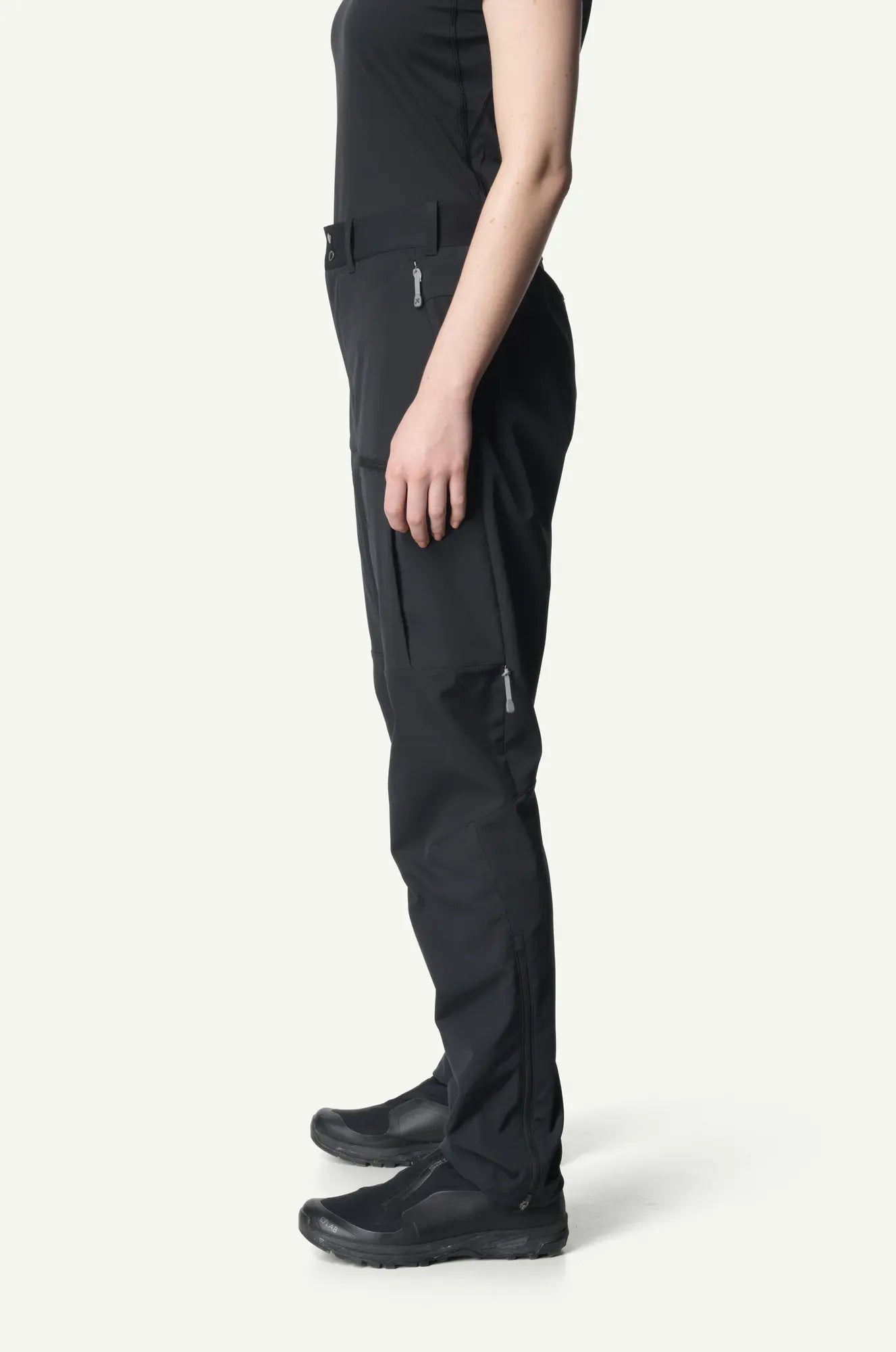 houdini-more-pants-softshellhose-damen-true-black image 8