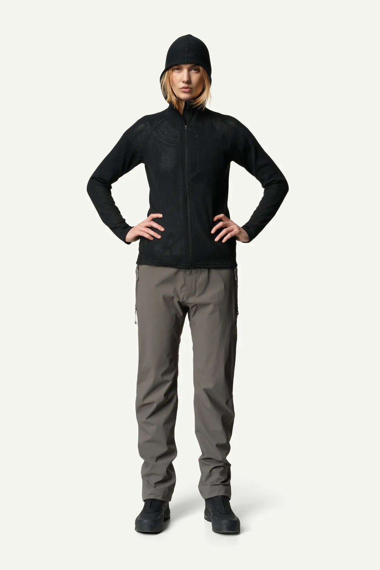houdini-w-s-pace-flow-houdi-fleecehoodie-true-black-leicht image 1