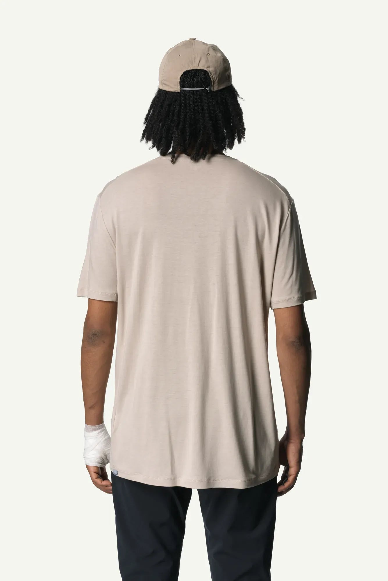 houdini-tree-tee-herren-t-shirt-true-black-tencel image 3