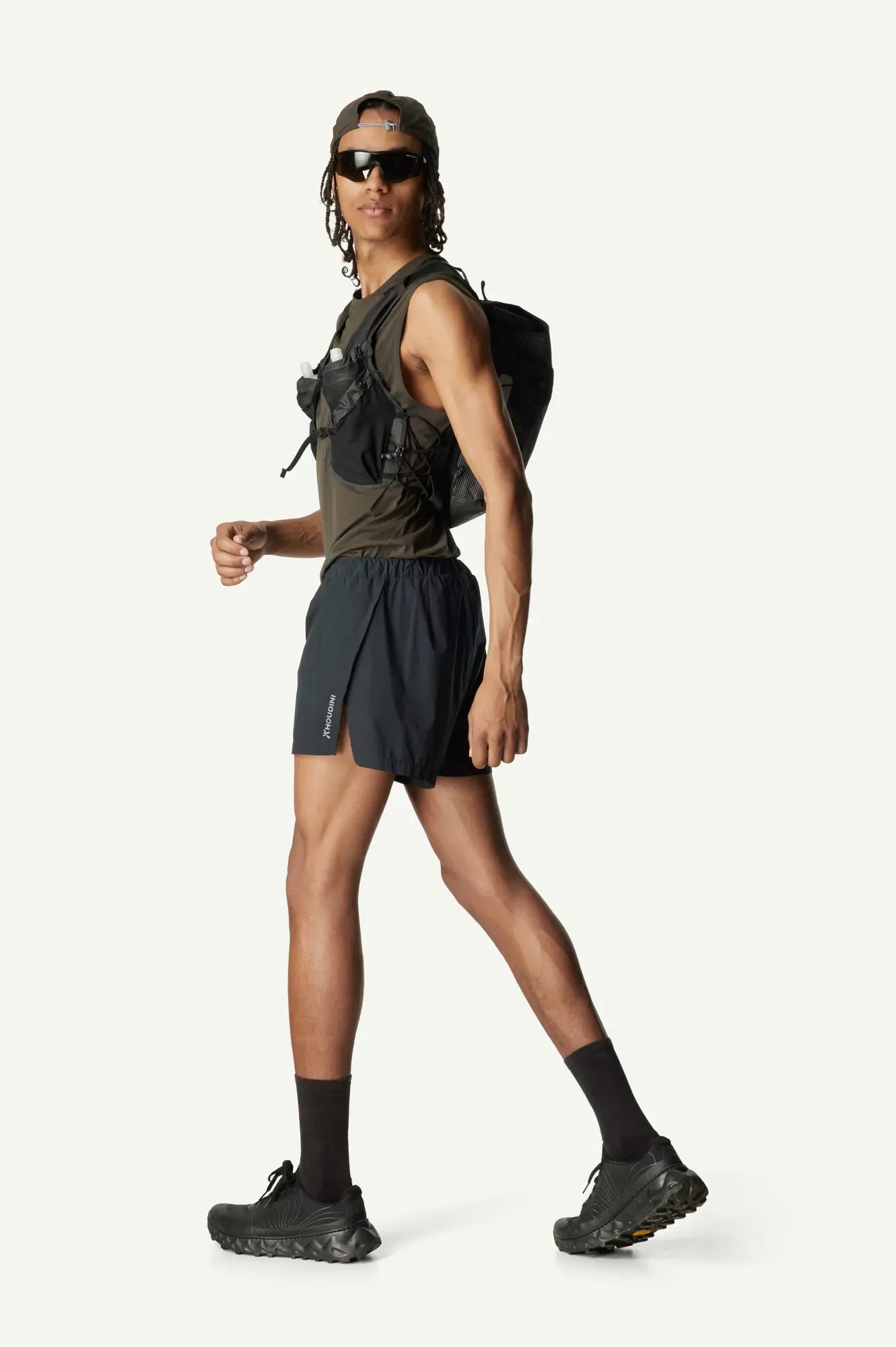 houdini-pace-m-s-pace-split-shorts-true-black-laufshorts image 2