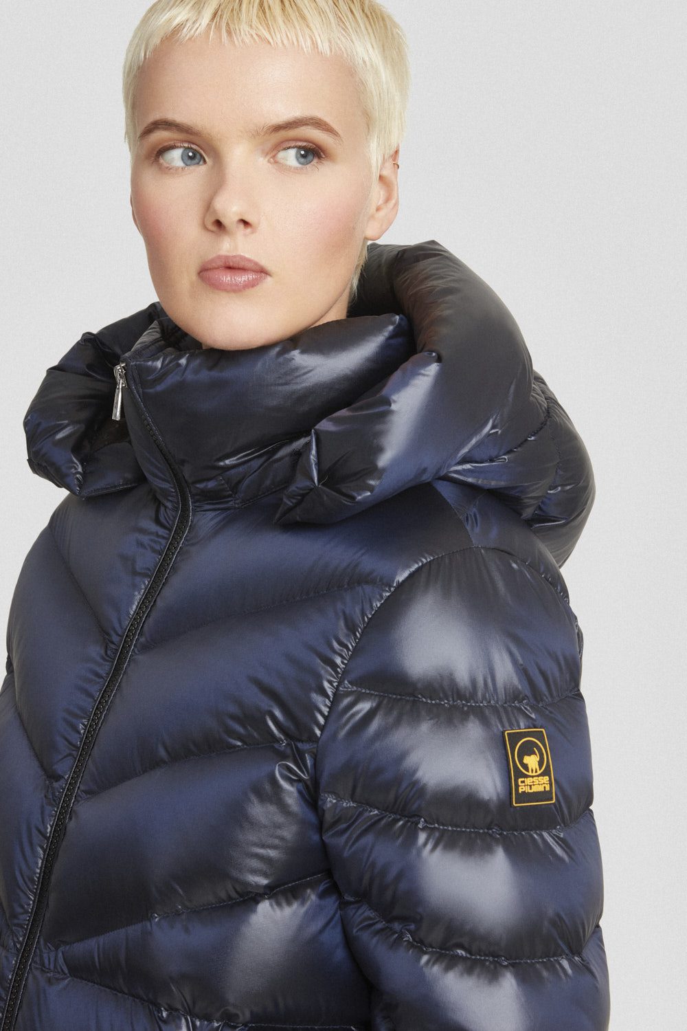 ciesse-outdoor-piumini-kurze-daunenjacke-blau-kapuze-abnehmbar image 3
