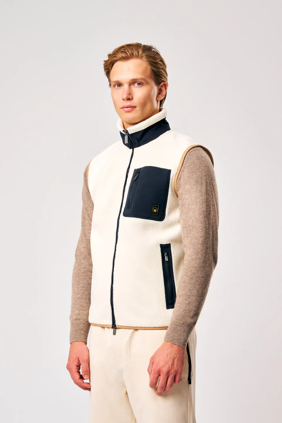 ciesse-outdoor-julio-herren-teddy-weste-wei-mit-rei-verschluss image 1