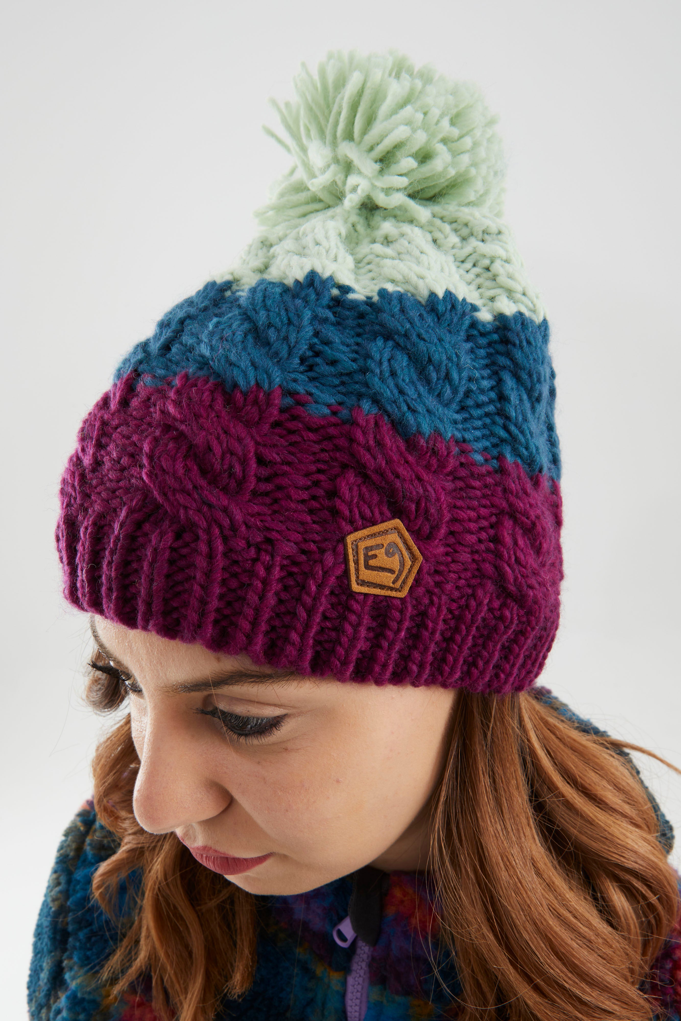 e9-kevin-strickm-tze-wolle-iron-beanie image 1