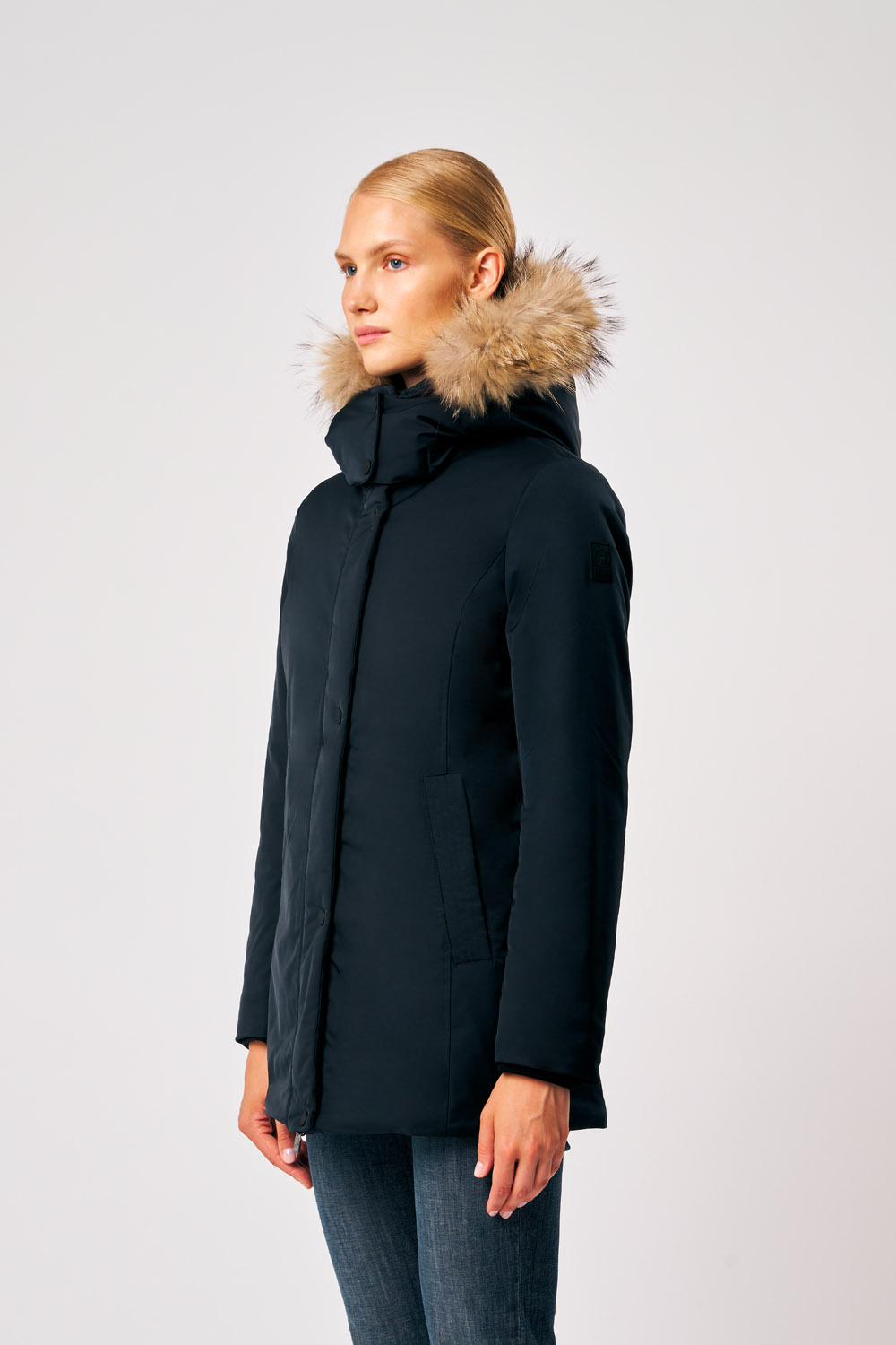 ciesse-outdoor-luana-winterparka-damen-schwarz-kapuze image 1
