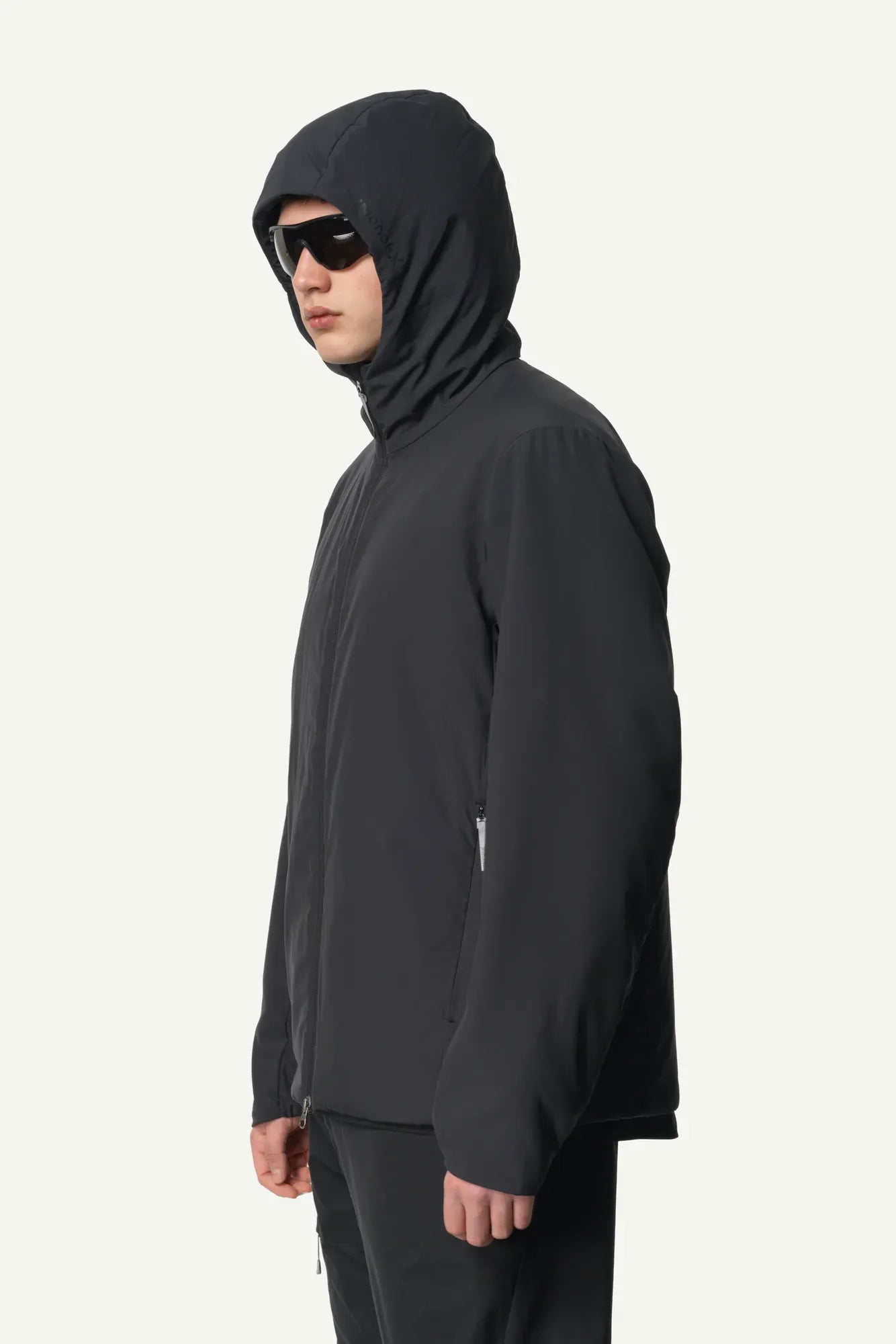 houdini-tech-insulation-houdi-jacke-true-black-herren image 7