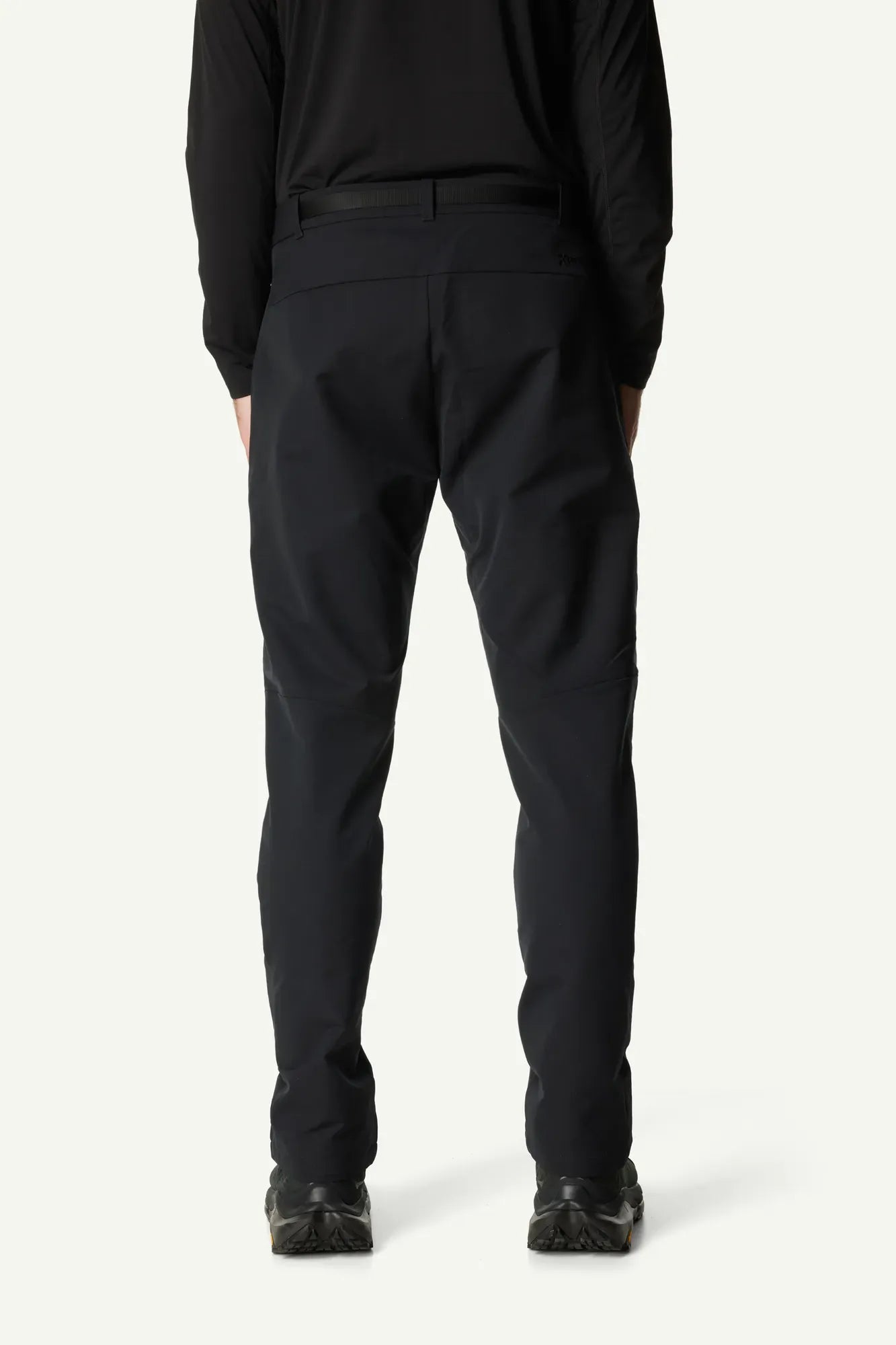 houdini-nomad-tech-m-s-nomad-tech-pants-outdoorhose-true-black image 7