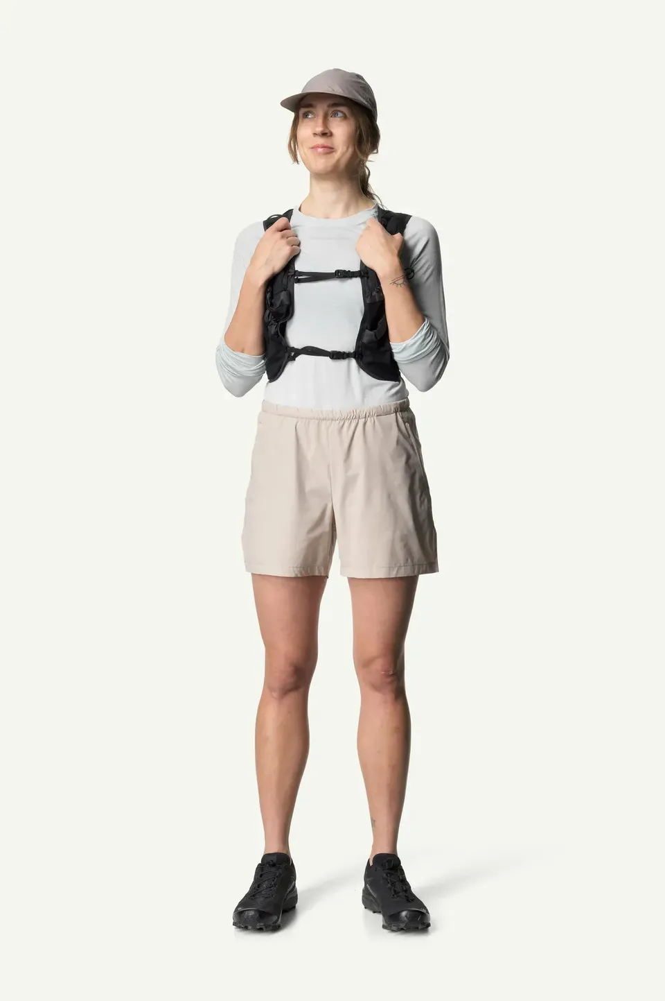 houdini-pace-light-shorts-sportshorts-true-black-leicht image 1