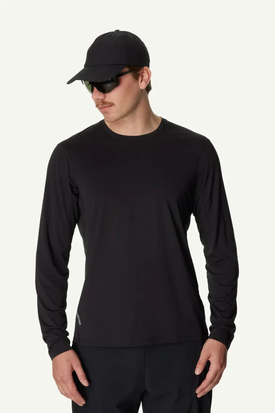 houdini-pace-air-ls-tee-langarmshirt-true-black-leicht-2 image 1