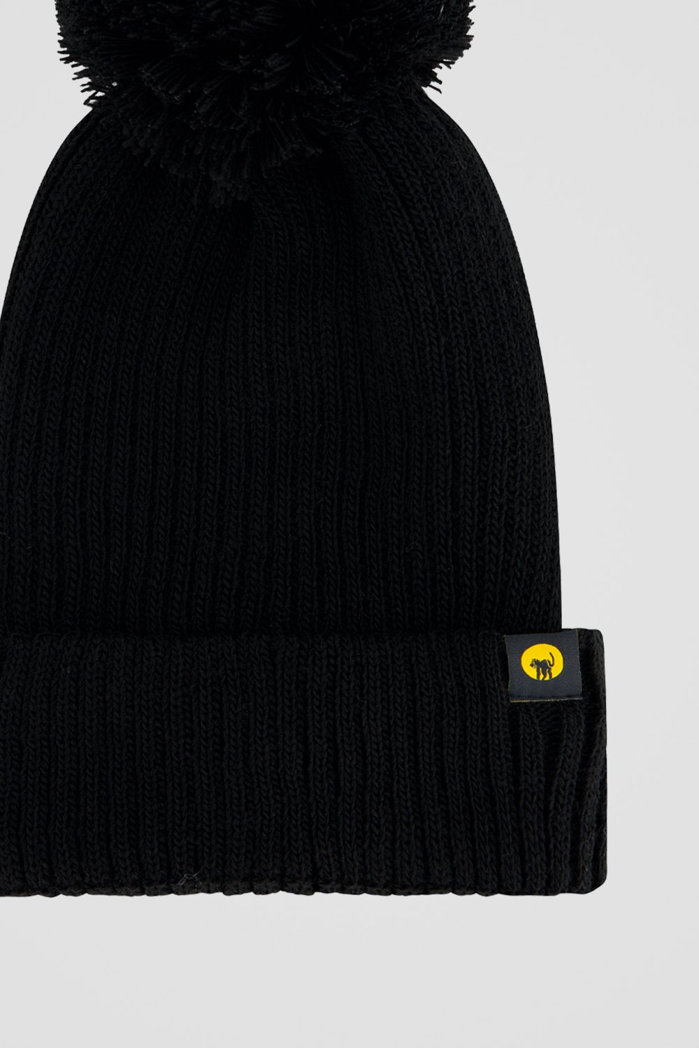 ciesse-strickm-tze-schwarz-mit-bommel-acryl image 3