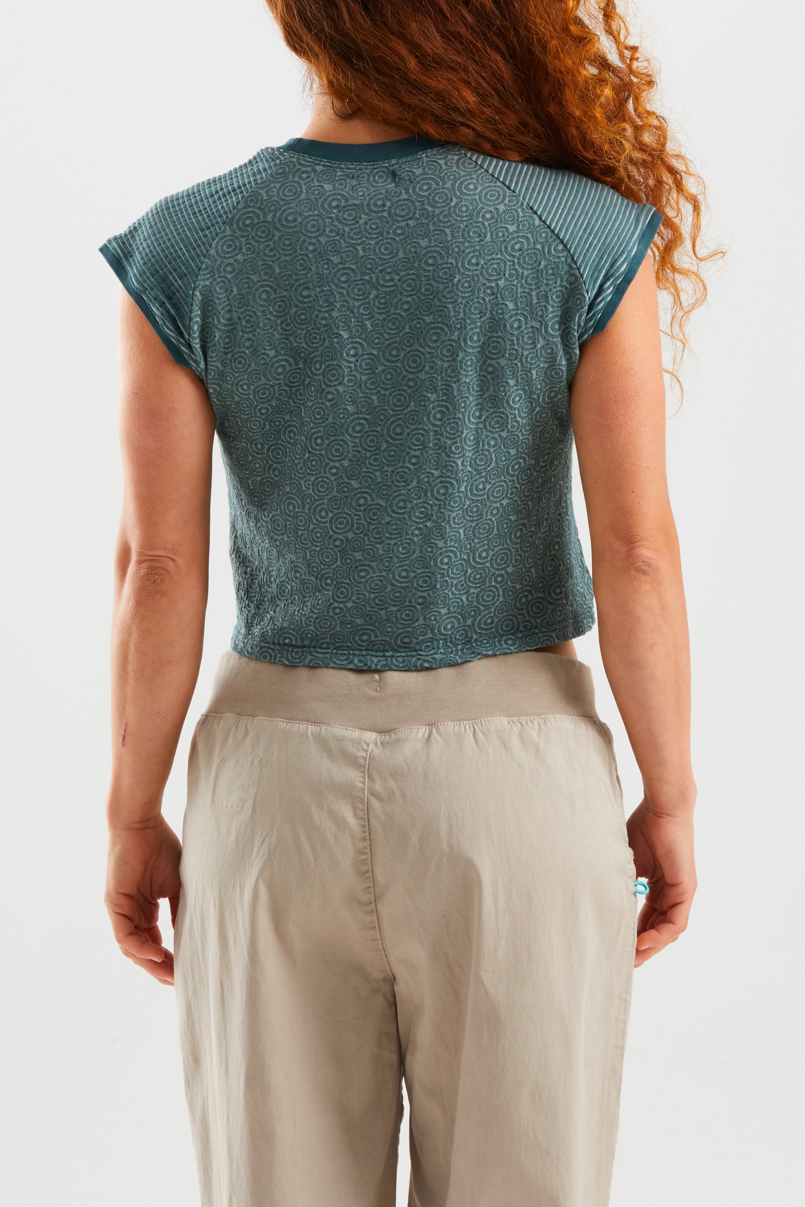 e9-audrey-t-shirt-cropped-green-lake-s-jacquard image 4