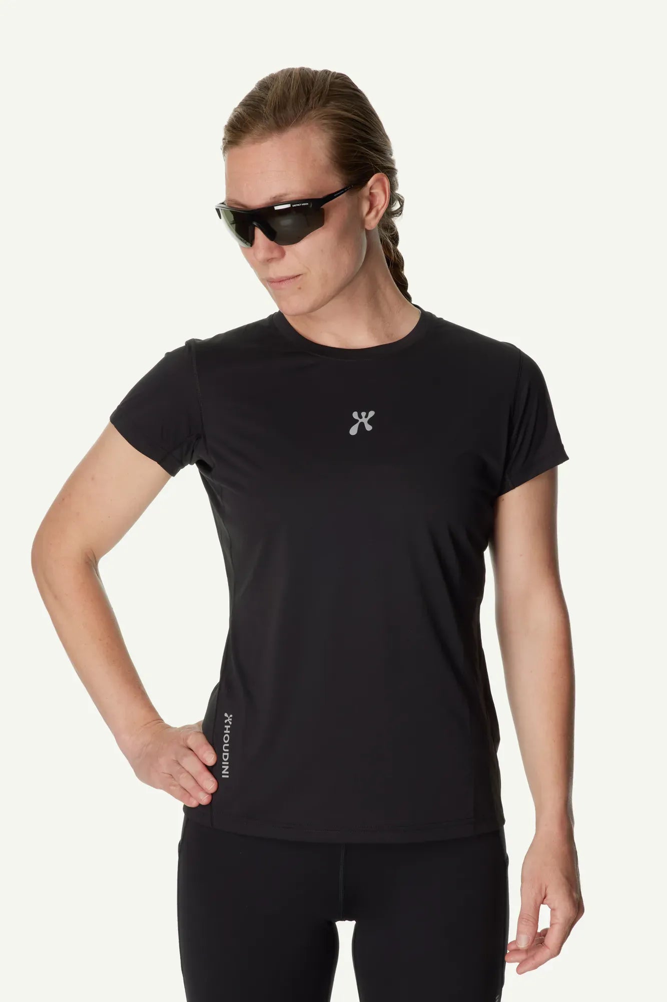 houdini-pace-w-s-pace-air-message-tee-shirt-true-black image 1