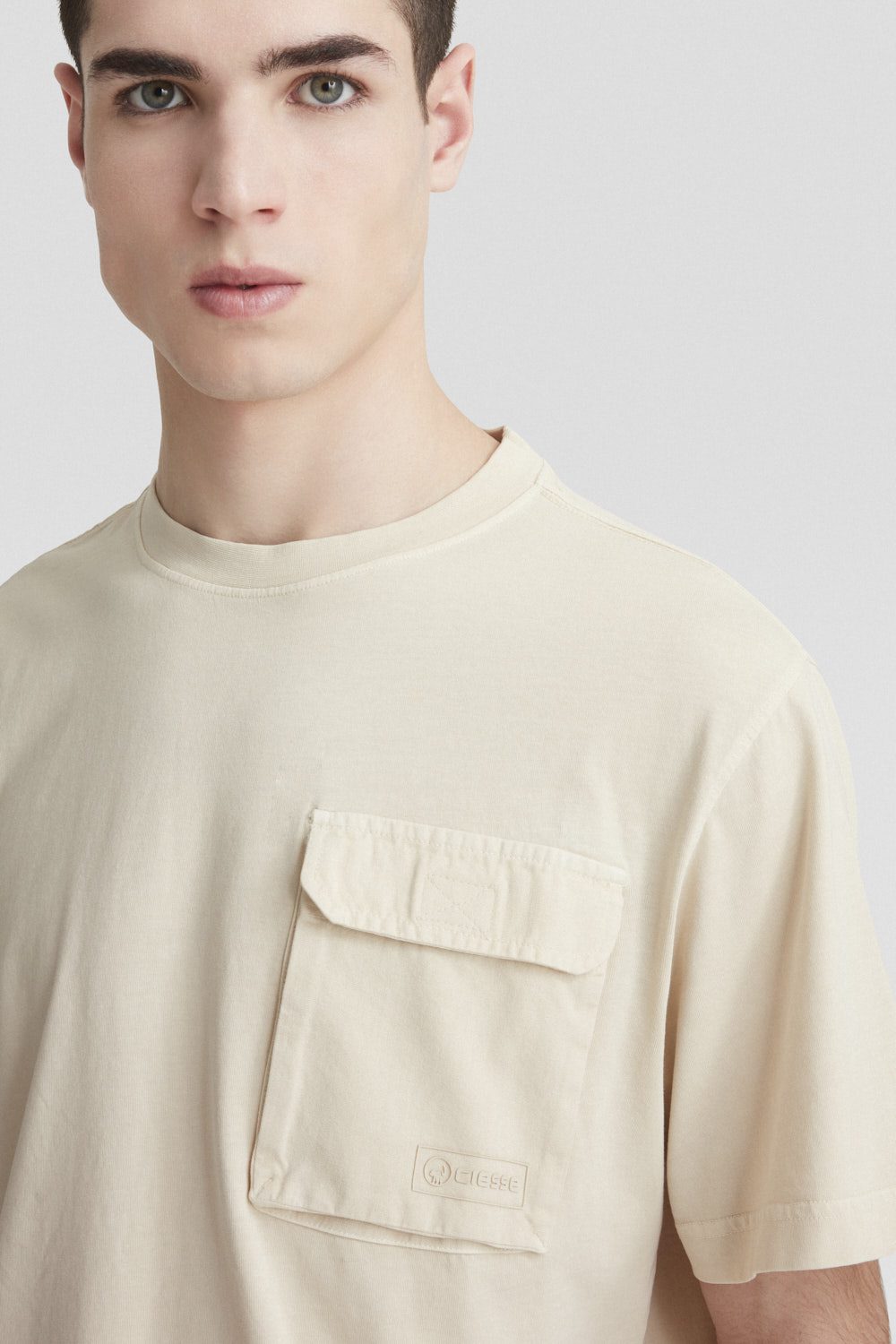 ciesse-t-shirt-rundhals-beige-baumwolle-mit-tasche-herren image 6