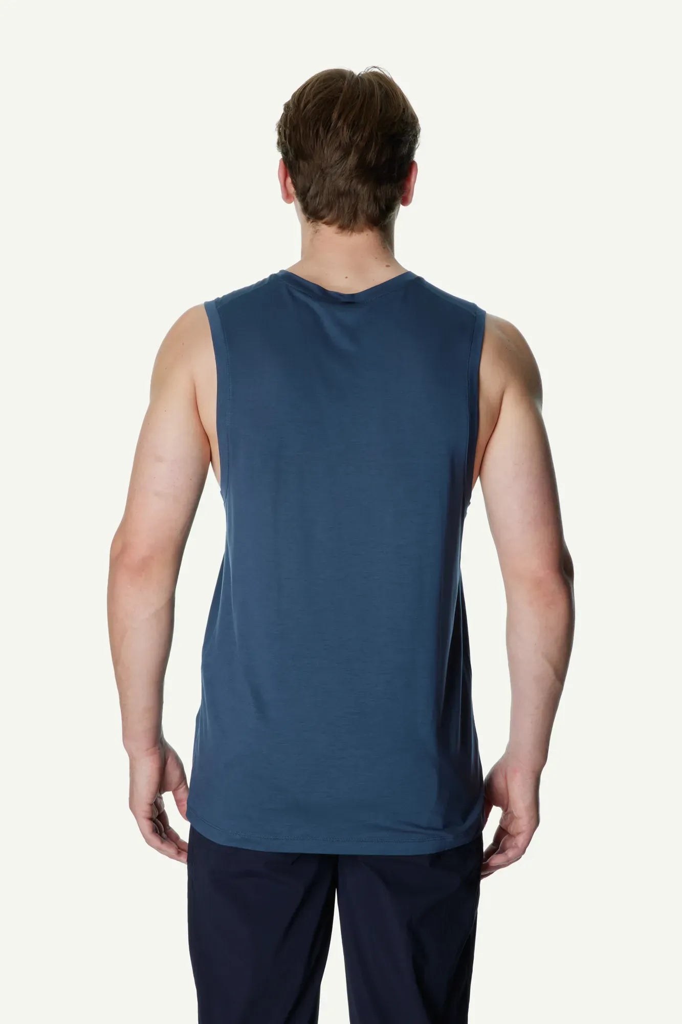 houdini-tree-tank-top-herren-true-black-tencel-k-hlend image 7