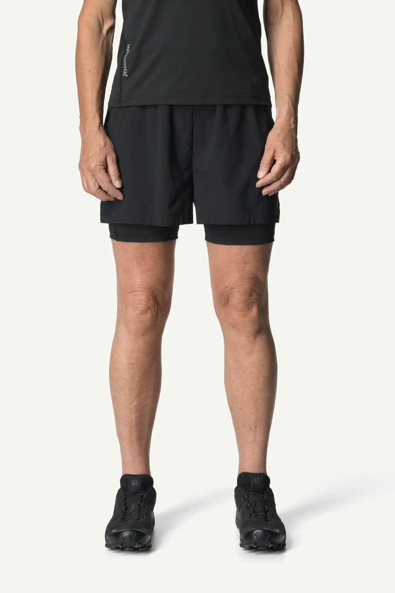 houdini-pace-trail-shorts-laufshorts-damen-true-black image 4