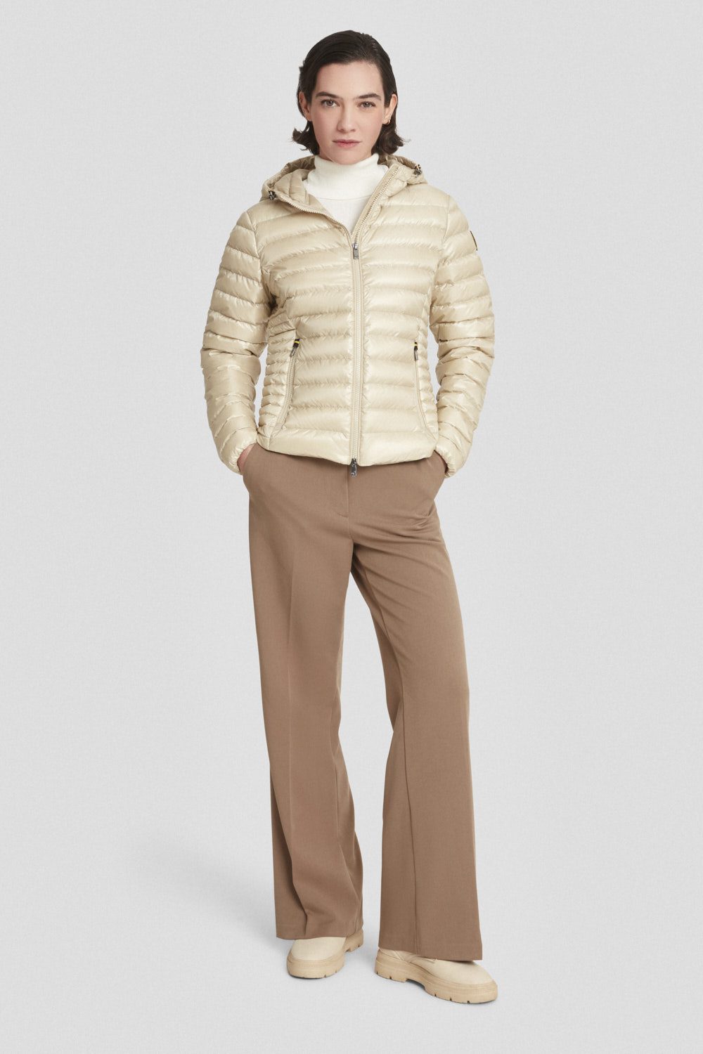 ciesse-outdoor-piumini-leichte-daunenjacke-beige-mit-kapuze image 1