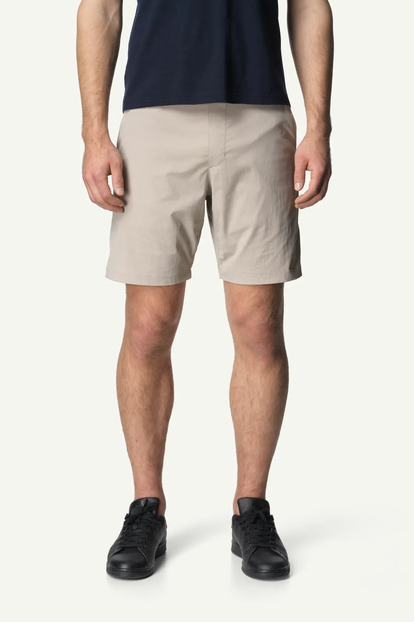 houdini-wadi-m-s-shorts-true-black-ultraleicht image 2