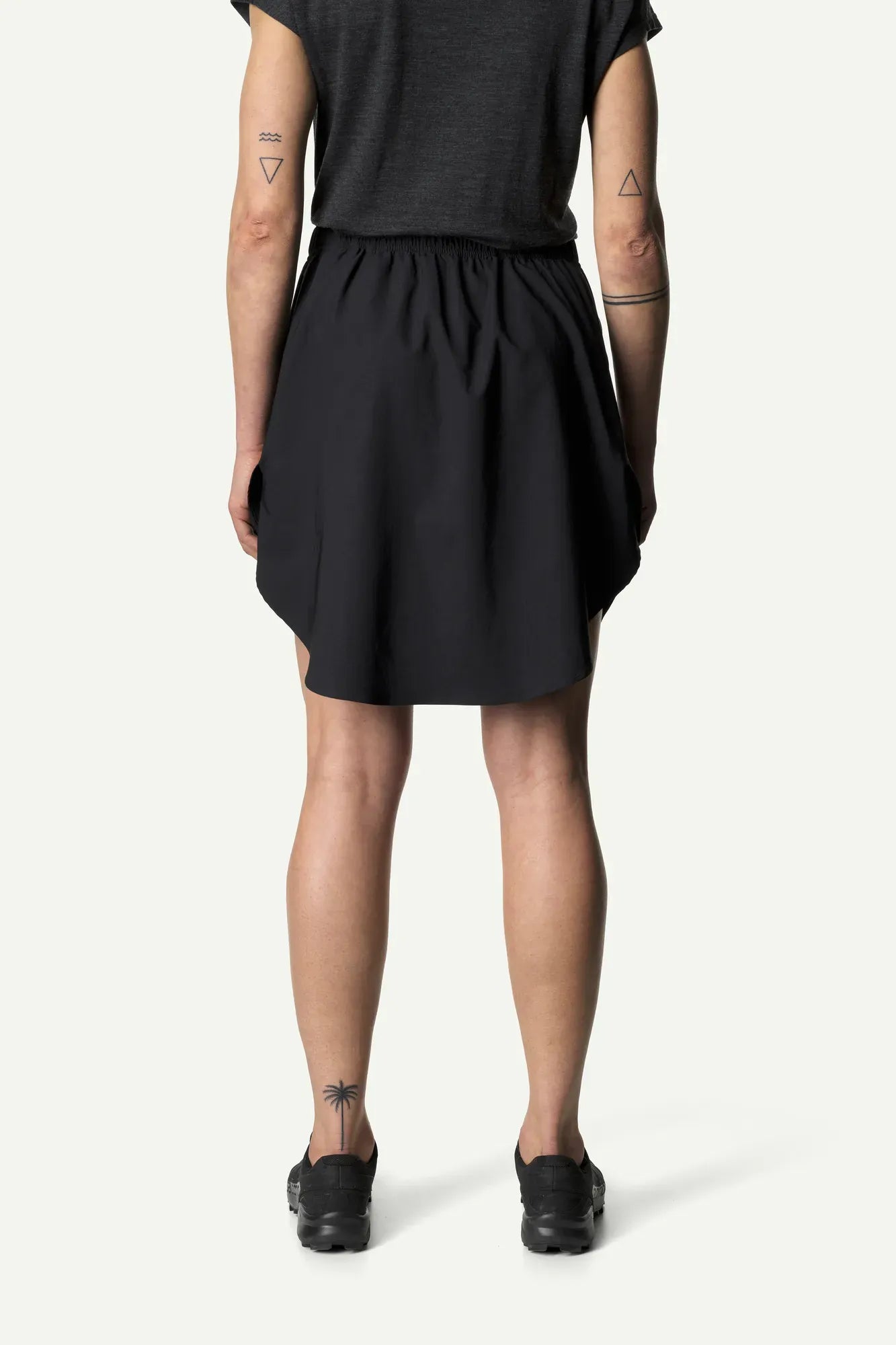 houdini-stride-w-s-stride-skirt-sportrock-true-black-s image 3