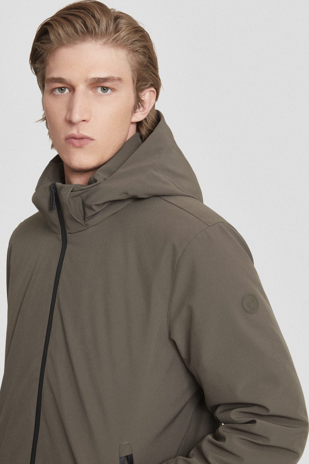ciesse-outdoor-softshelljacke-oliv-kurz-10k-kapuze image 3