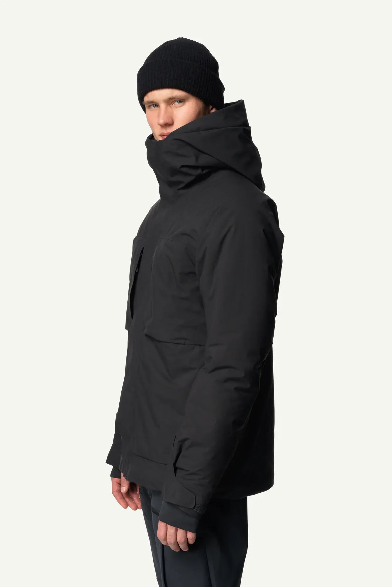 houdini-fall-in-m-s-winterjacke-true-black-primaloft image 5
