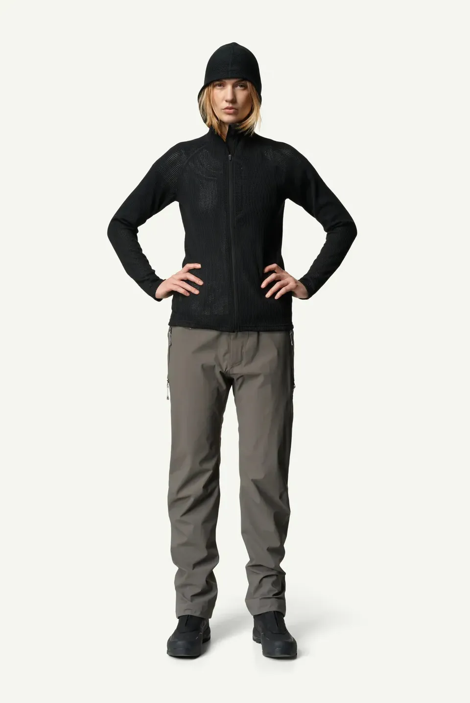 houdini-w-s-pace-flow-houdi-fleecehoodie-true-black-leicht image 1