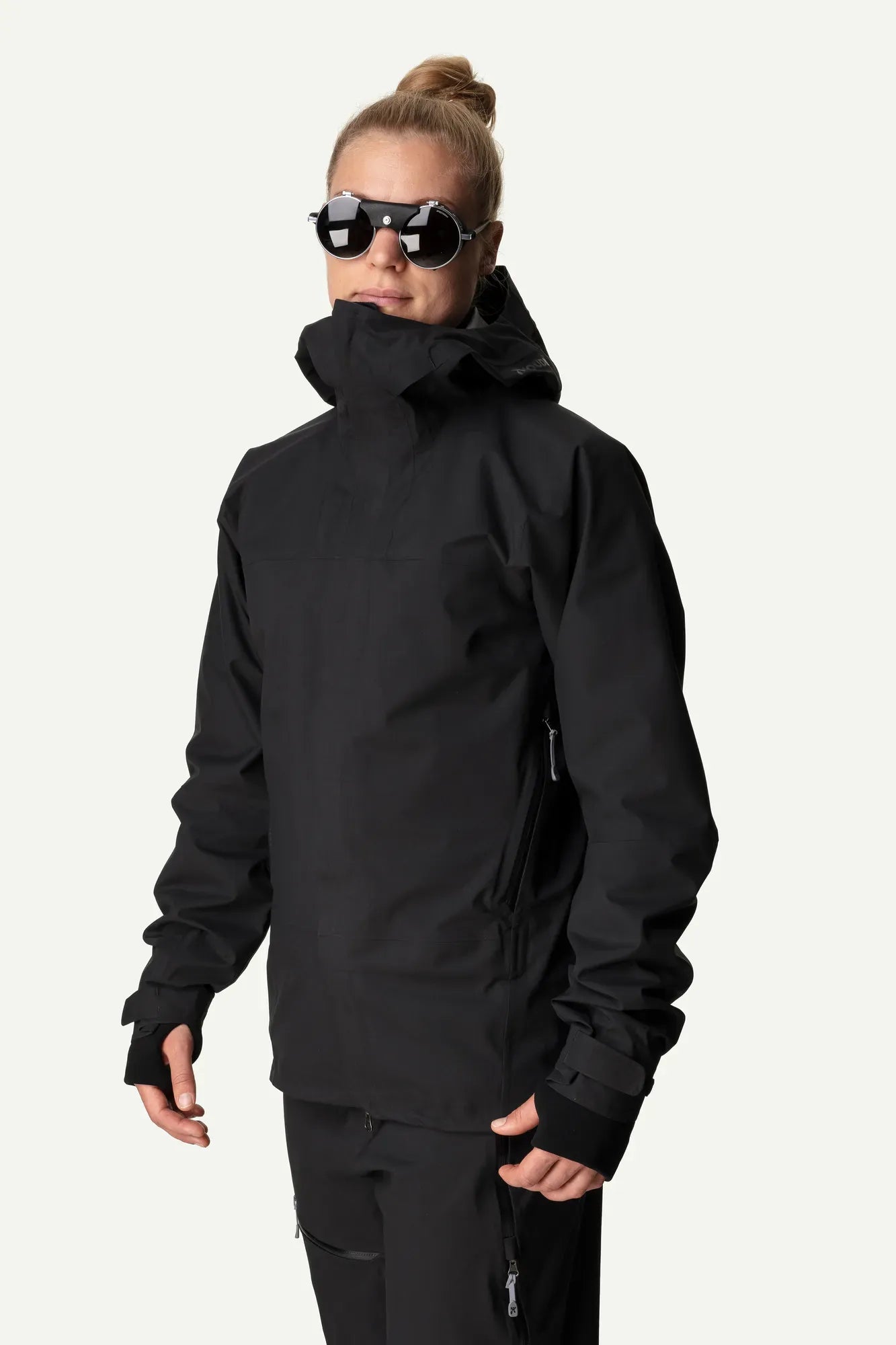 houdini-bff-jacket-hardshelljacke-damen-true-black-wasserdicht image 5
