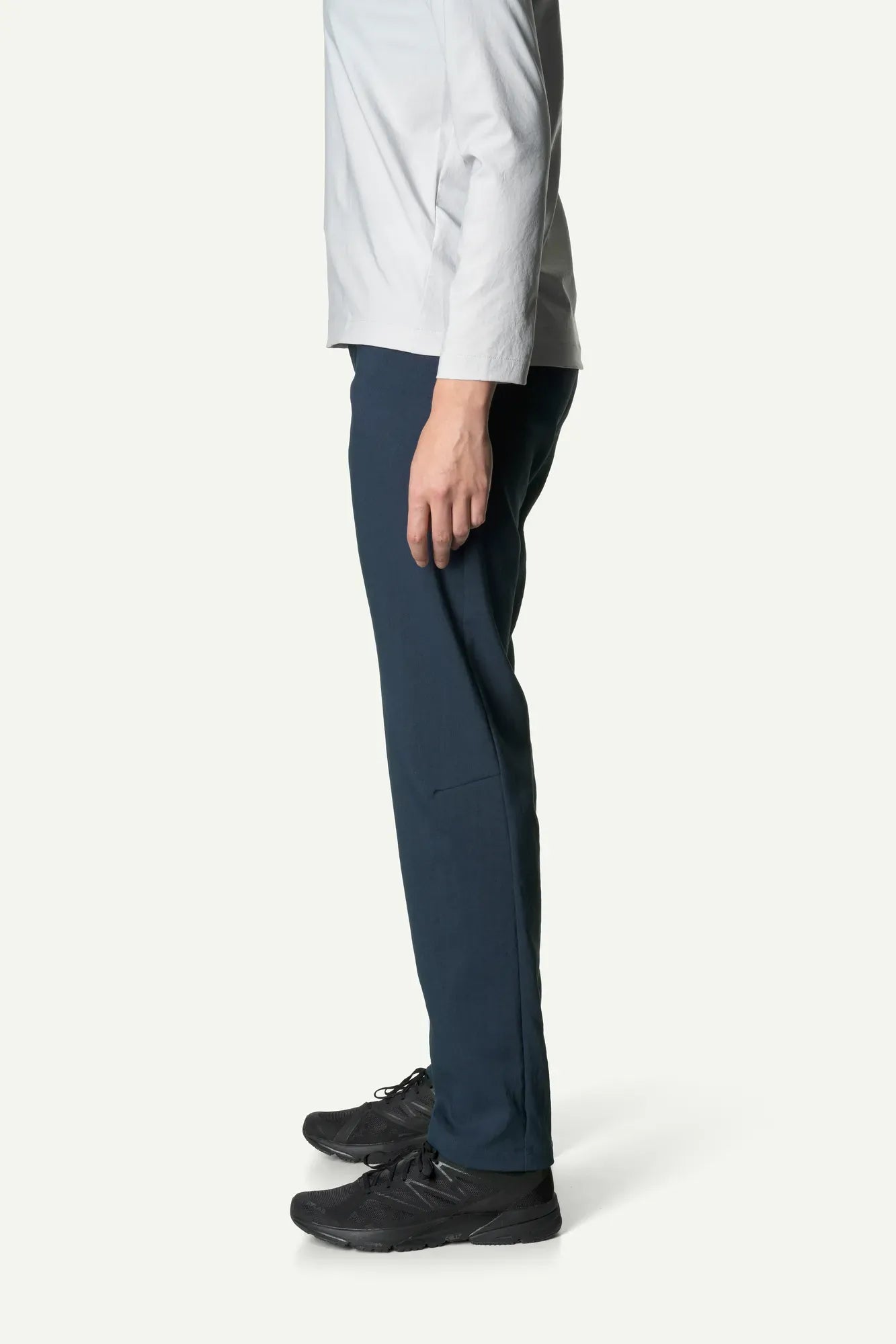 houdini-aerial-pants-outdoorhose-blue-illusion-leicht image 3