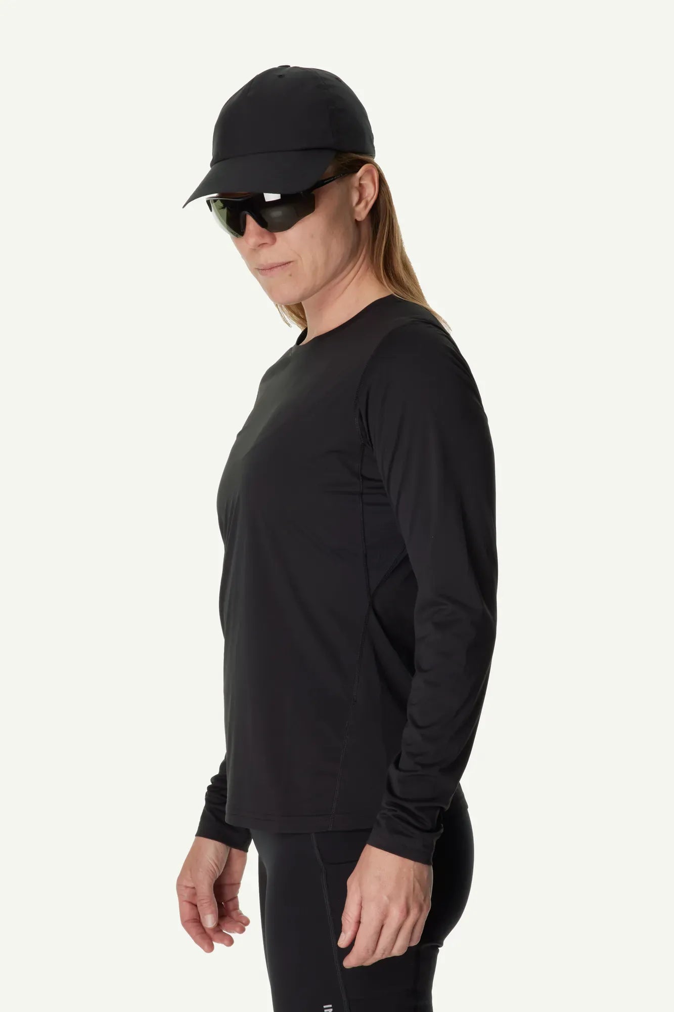 houdini-pace-air-ls-tee-langarmshirt-true-black-leicht image 2