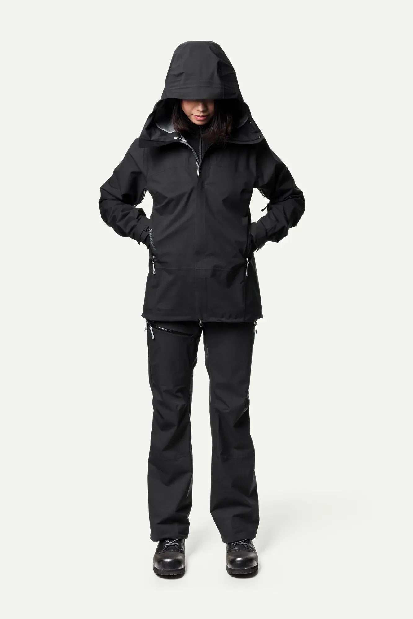 houdini-bff-jacket-hardshelljacke-damen-true-black-wasserdicht image 2