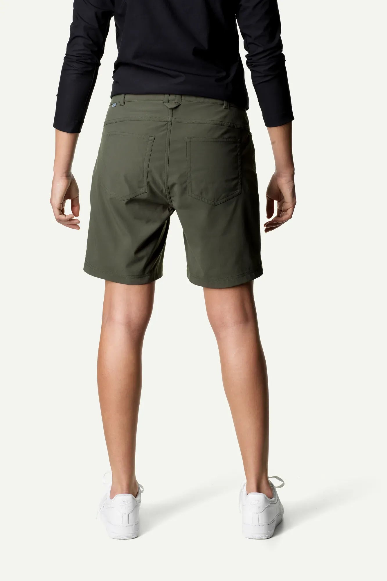 houdini-dock-w-s-shorts-true-black-recycelt image 3