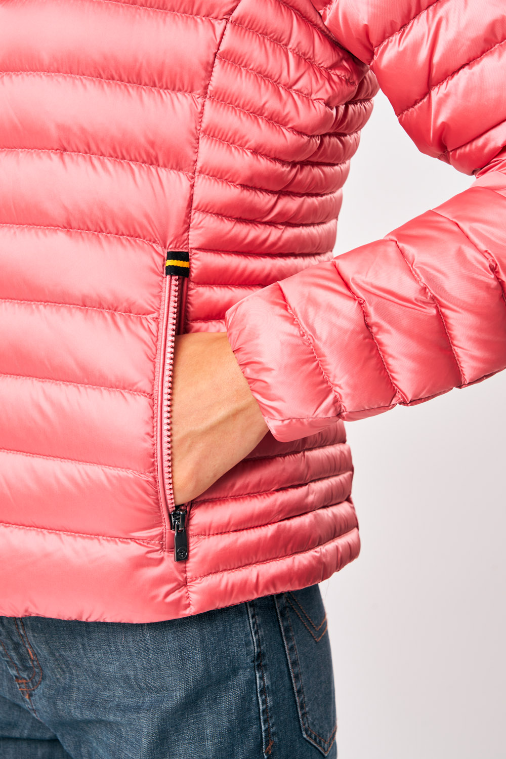 ciesse-outdoor-aghata-2-0-daunenjacke-rosa-mit-kapuze image 4
