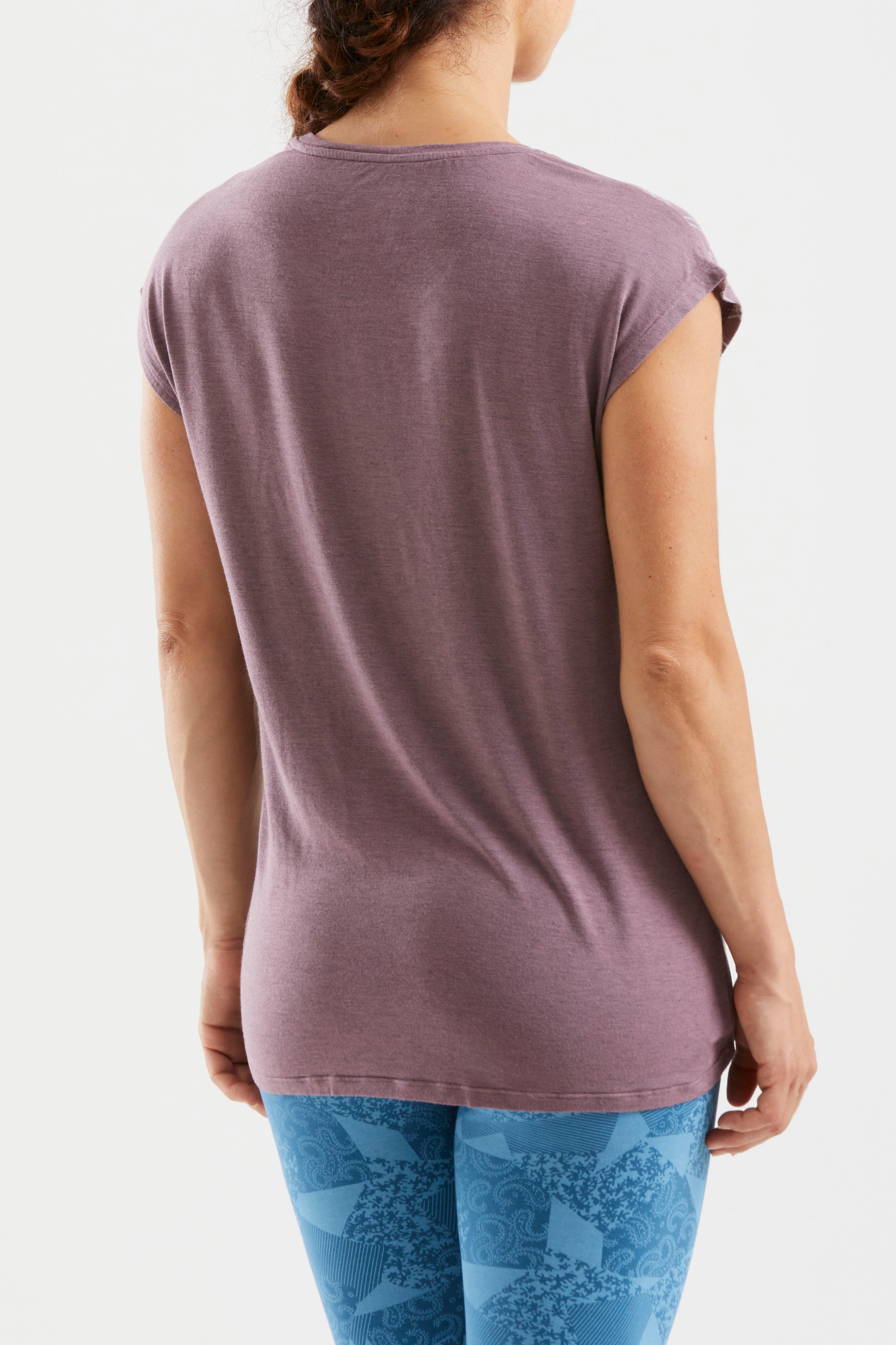 e9-tilde-t-shirt-modal-emerald-comfort-fit image 3