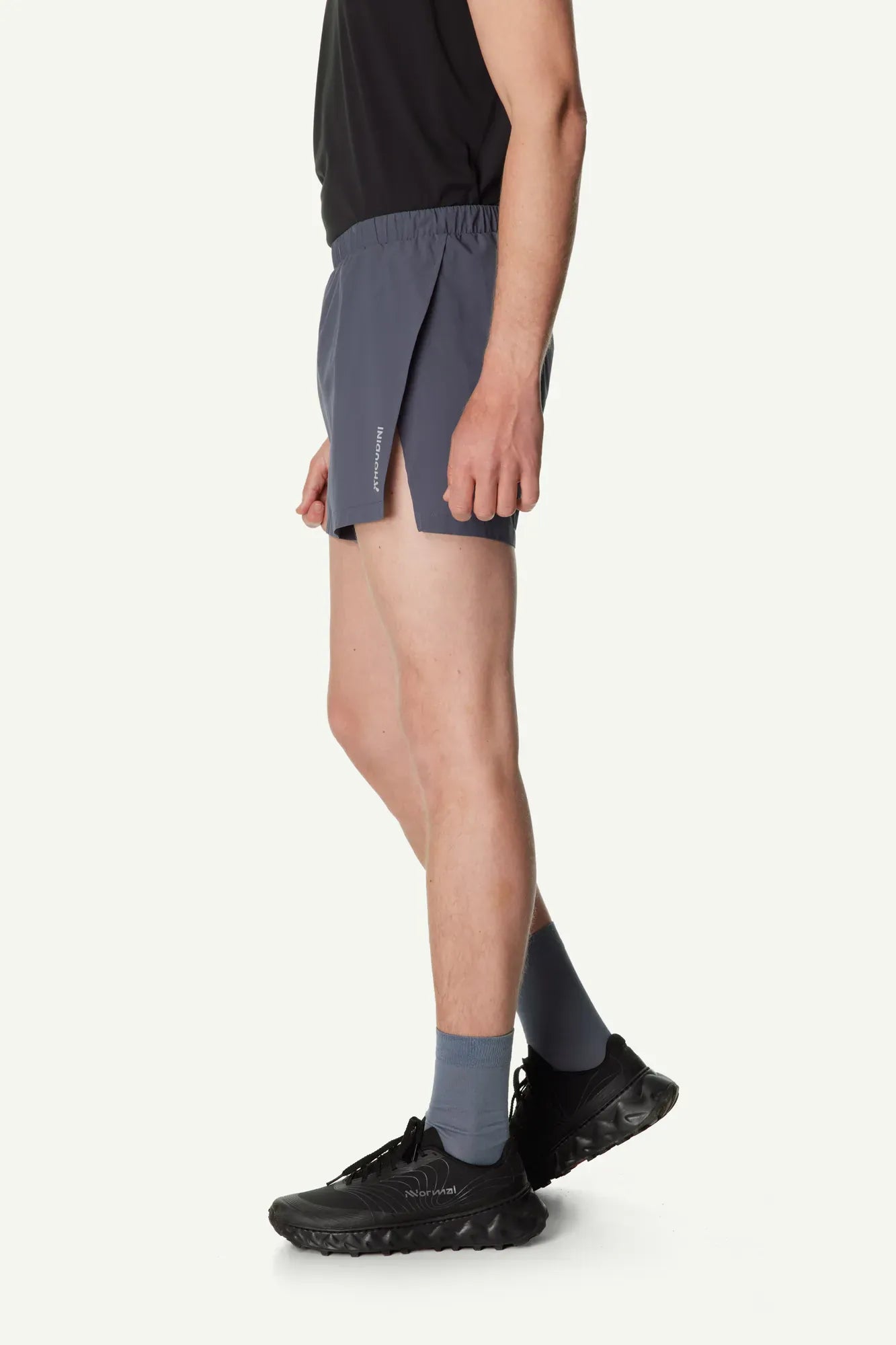 houdini-pace-m-s-pace-split-shorts-true-black-laufshorts image 8