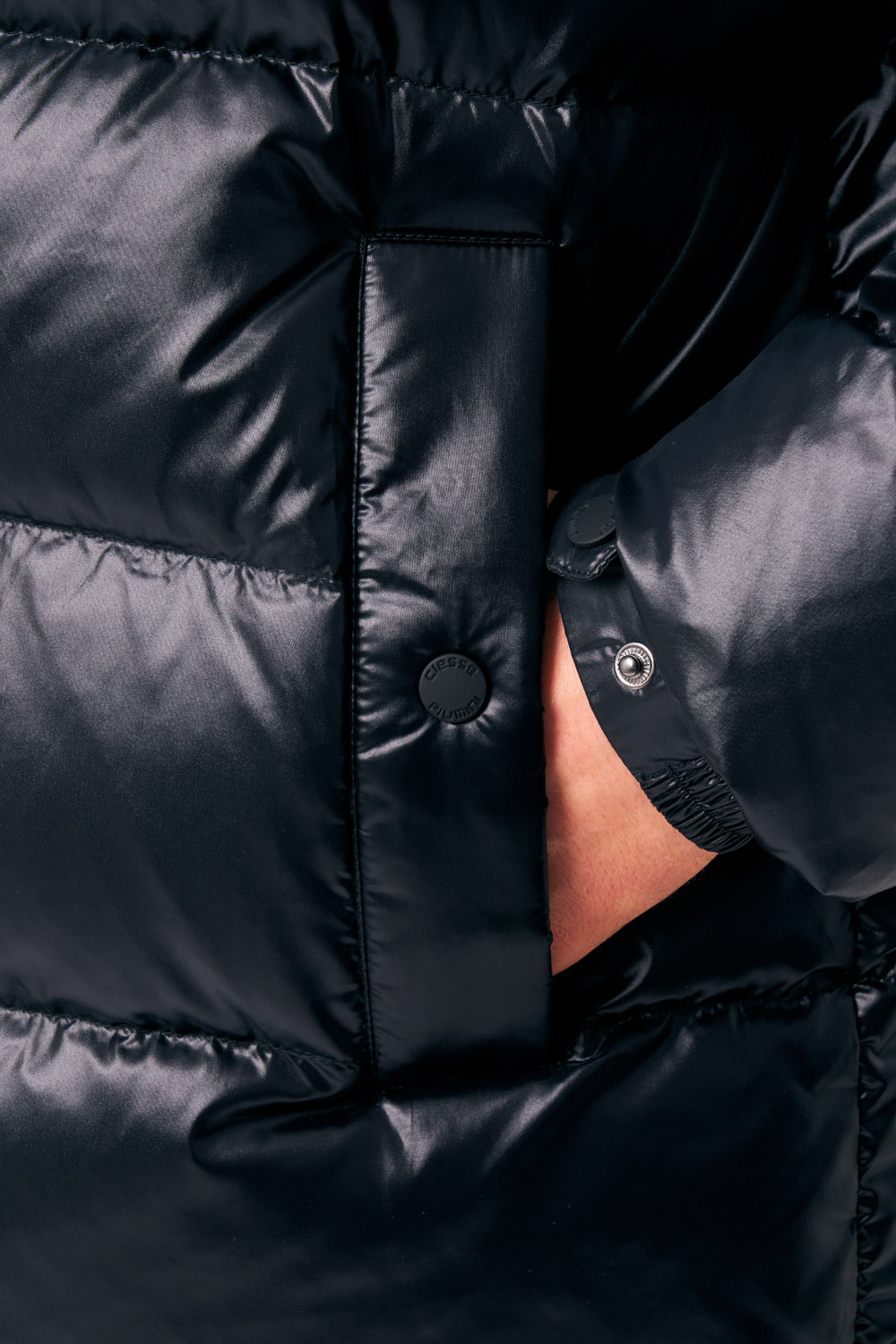 ciesse-outdoor-jambo-daunenjacke-schwarz-kapuze-echtdaune image 4