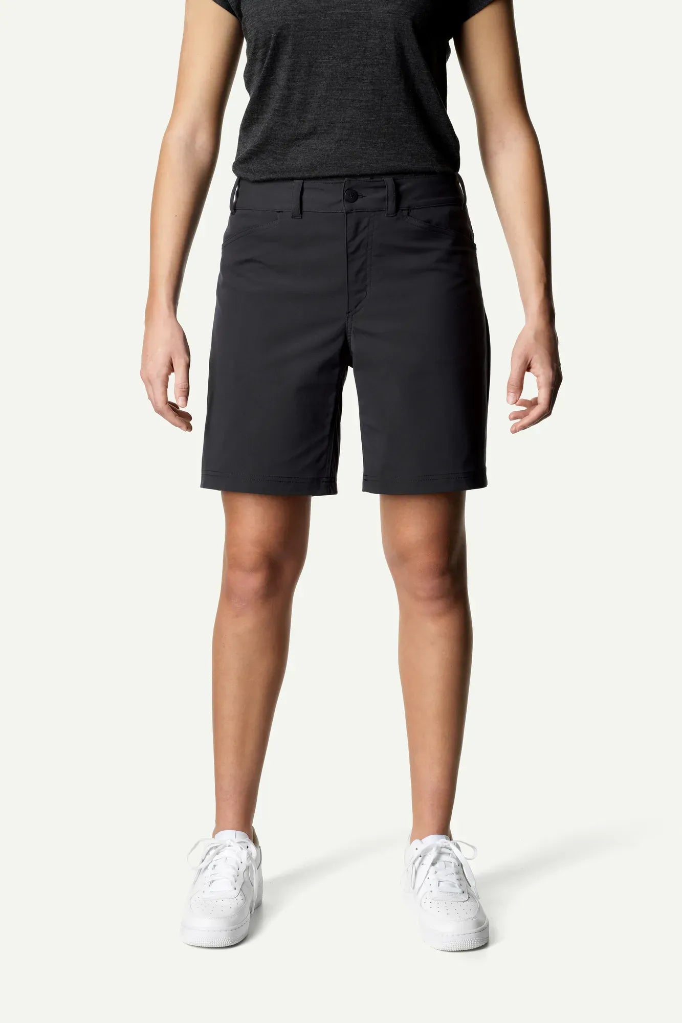 houdini-dock-w-s-shorts-true-black-recycelt image 8