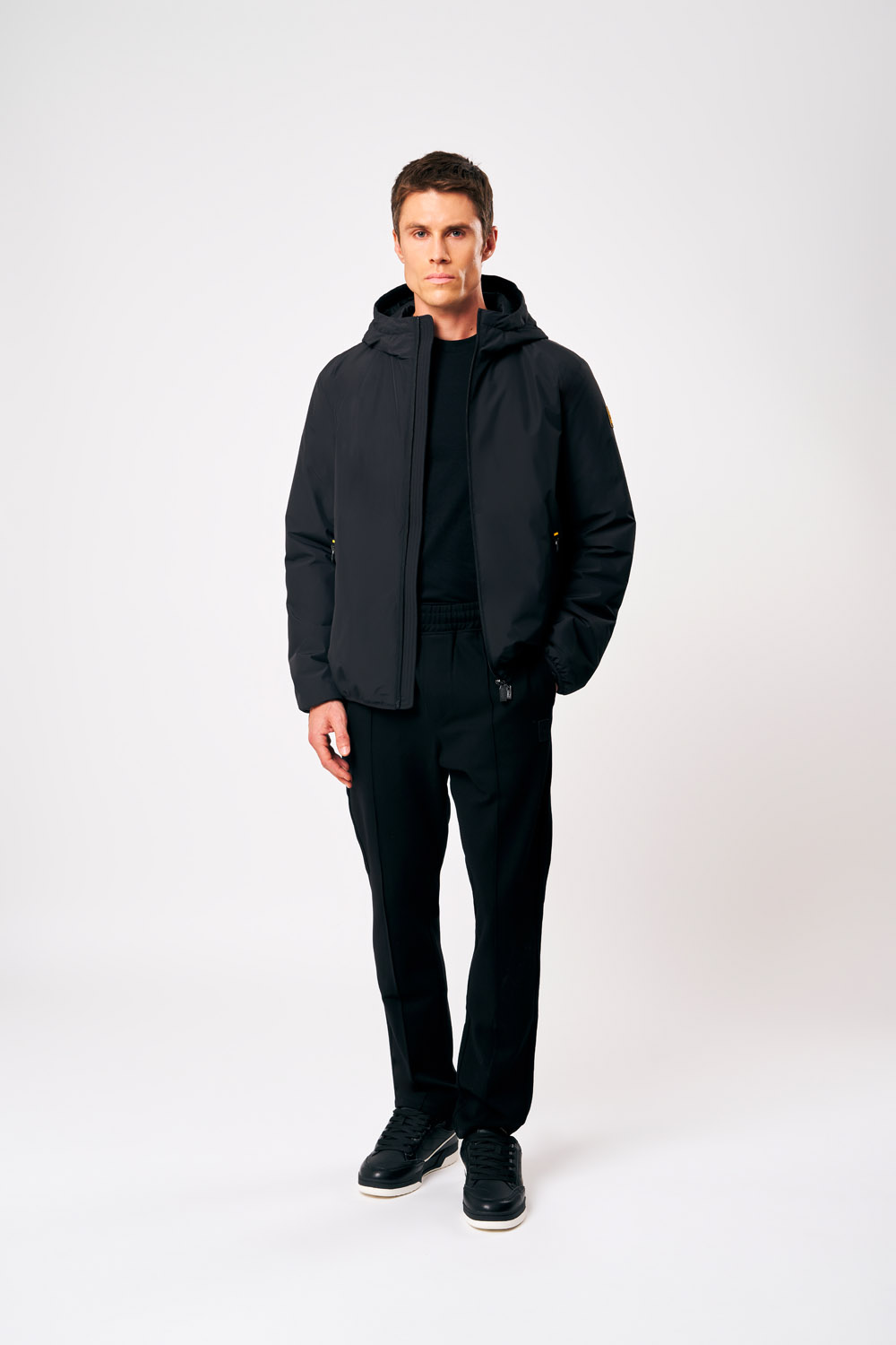 ciesse-outdoor-peter-herren-winterjacke-schwarz-mit-kapuze image 2