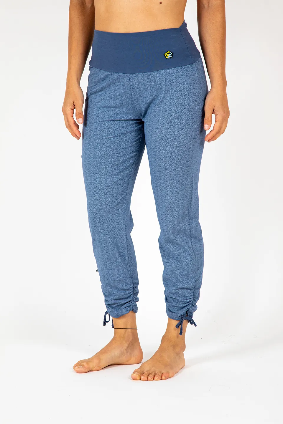 e9-ilona-3-4-shorts-vintage-blue-bio-baumwolle-slim image 1