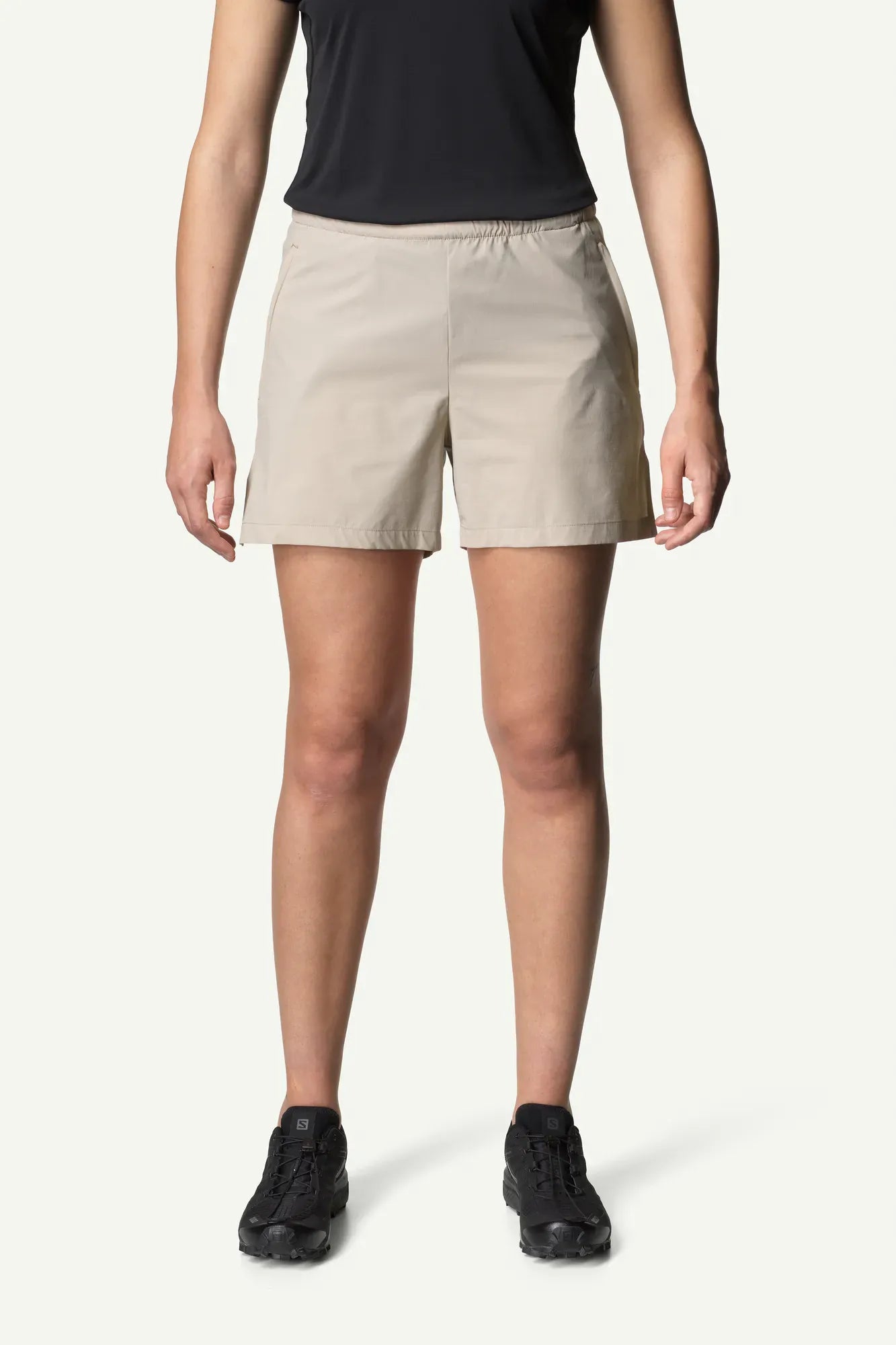 houdini-pace-light-shorts-sportshorts-true-black-leicht image 2