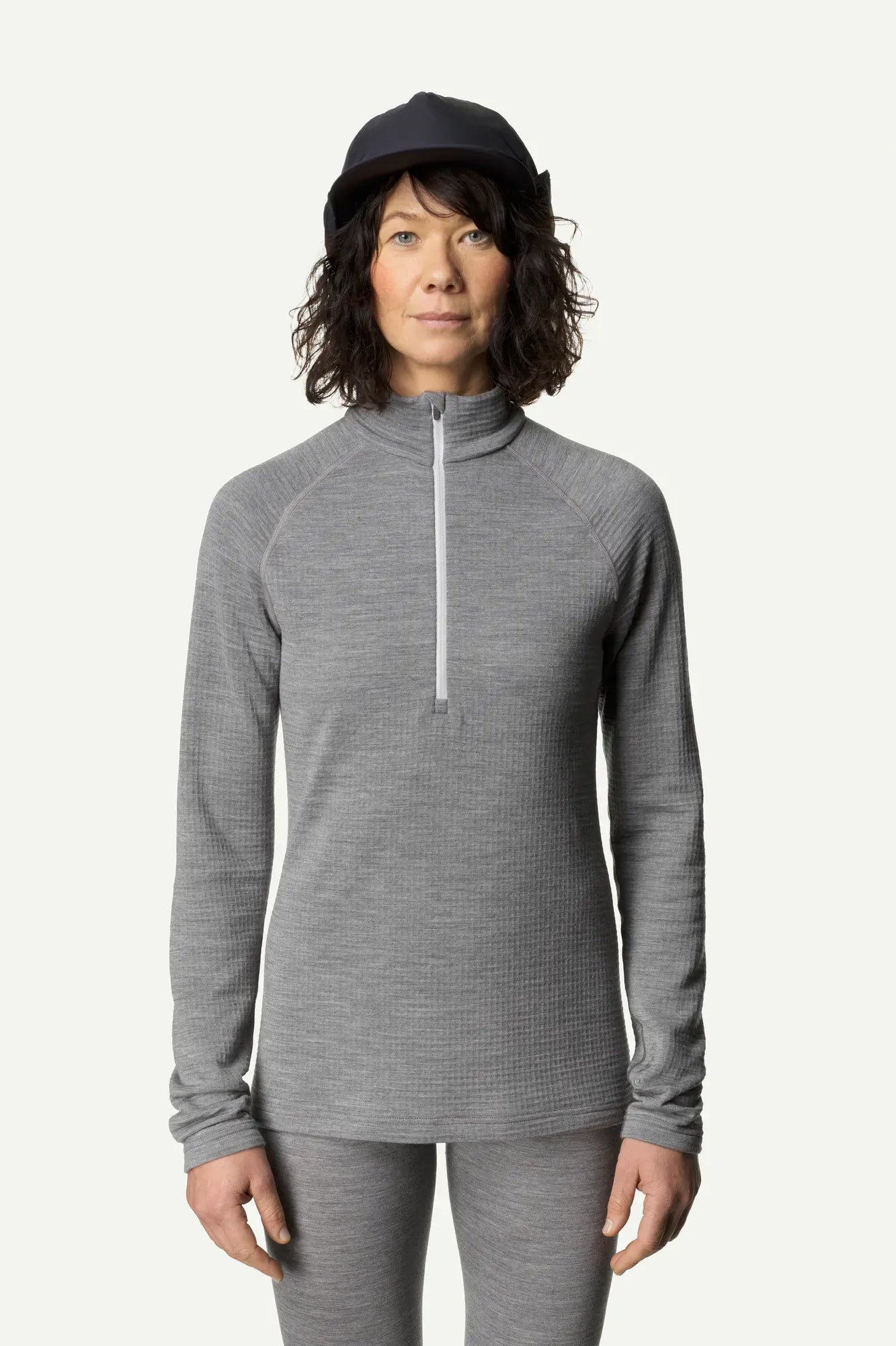 houdini-desoli-thermal-half-zip-damen-midlayer-true-black image 5