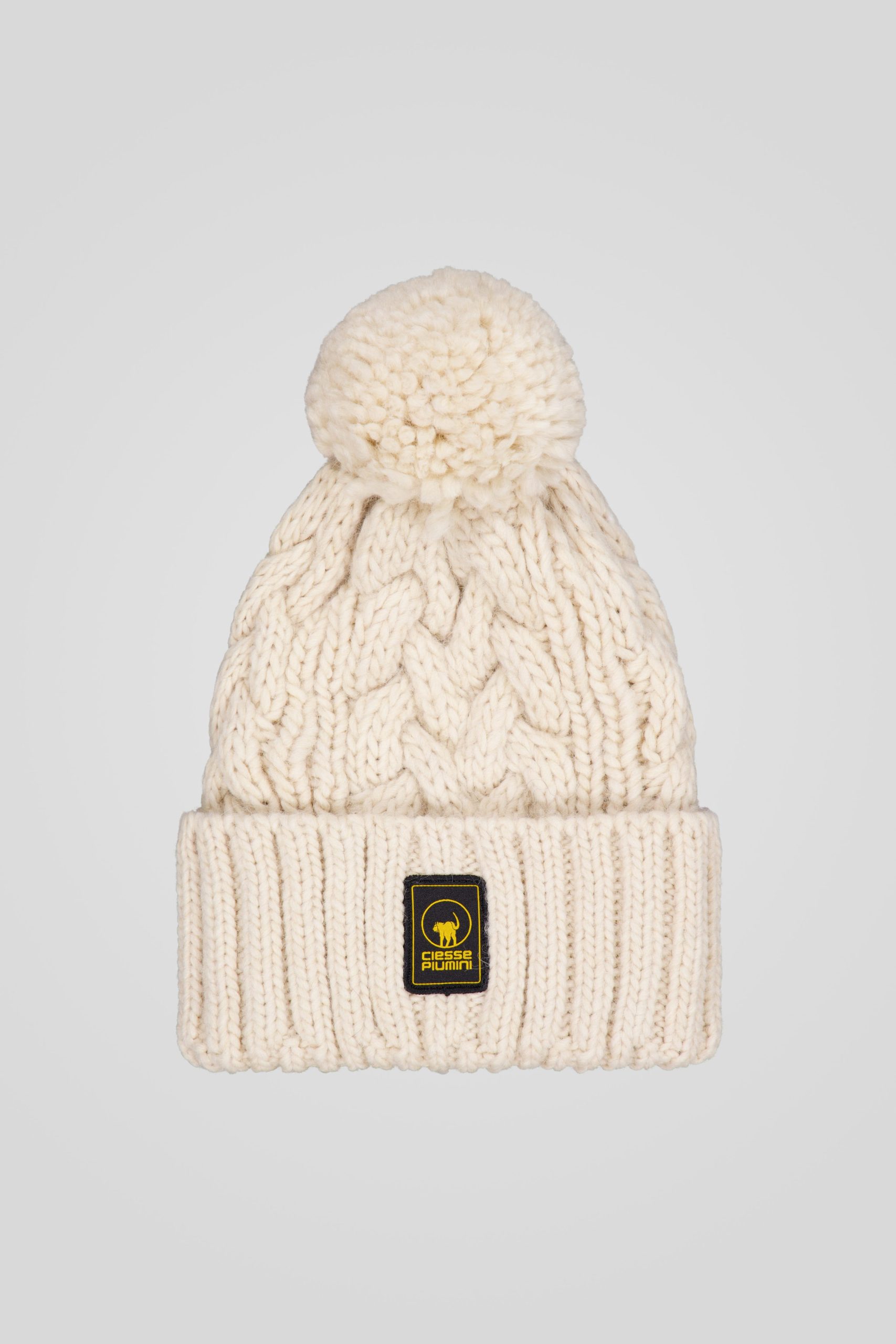 ciesse-outdoor-strickm-tze-beige-mit-bommel-wolle image 1
