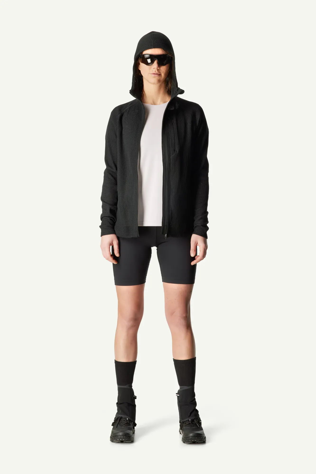 houdini-w-s-pace-flow-houdi-fleecehoodie-true-black-leicht image 3